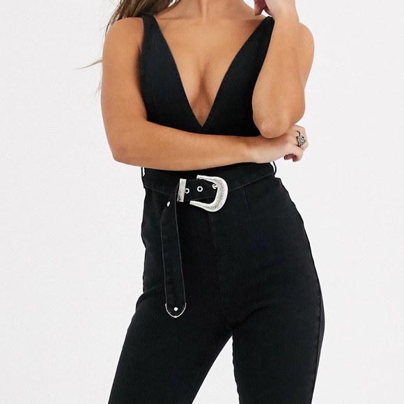 ASOS DESIGN Denim Plunge Jumpsuit & Western Belt - Picture 6 of 11